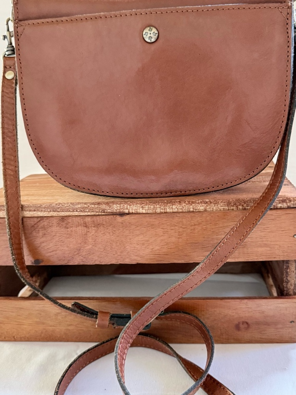 Patricia Nash Brown Tan Leather Crossbody Saddle Bag Style P551333 - Picture 3 of 13
